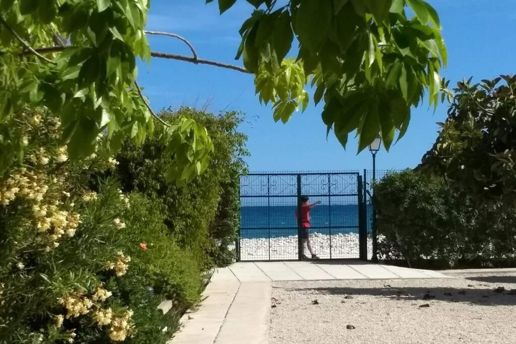 Ferienwohnung Beachfront Apt! Ac - Pool - Parking Altea Exterior foto